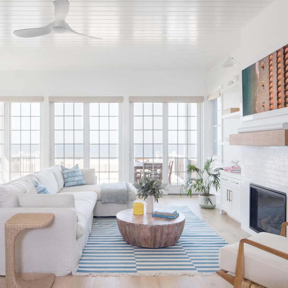 Coastal Home Decor: Bring the Serenity of the Seaside Into Your Home