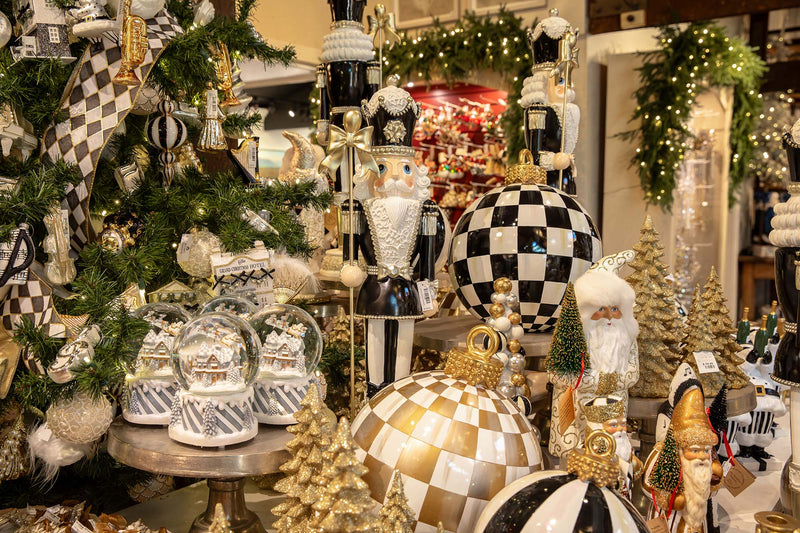 Christmas 2026 Boutique at Roger’s Gardens